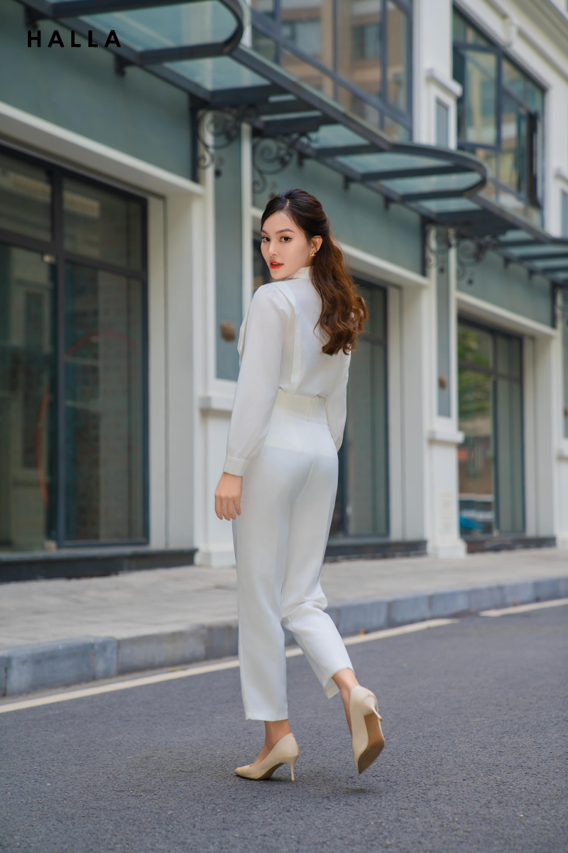 Mẫu Thời Trang HALLA
